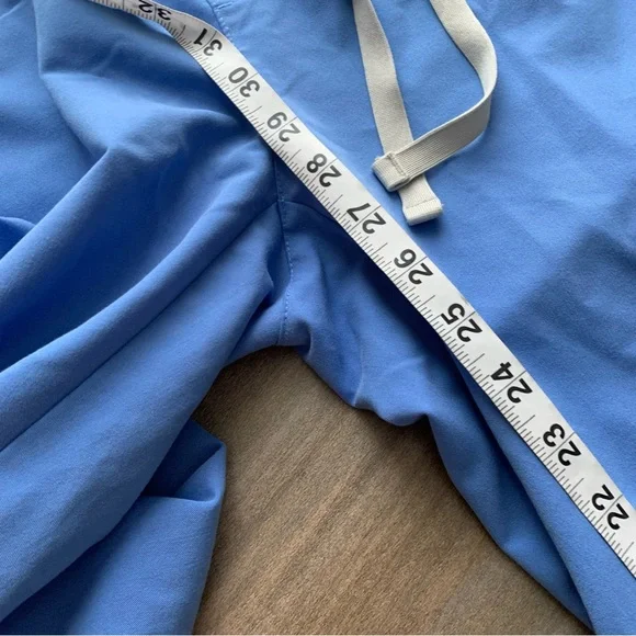 FIGS womens Zamora cargo jogger scrubs blue size small - Picture 7 of 9